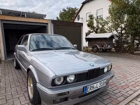 BMW Série 3 318i