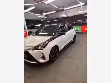 Toyota Yaris 1.5 VVT-i 110 Collection