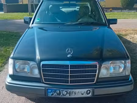 Mercedes-Benz Classe E E 200 136 Elegance