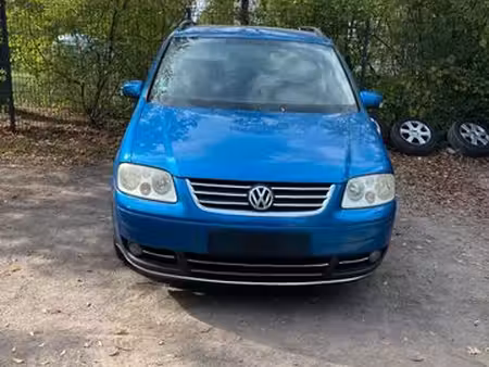 Volkswagen Touran 2.0 FSI 150