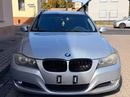 BMW Série 3 318d 2.0 143