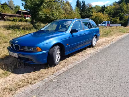 BMW Série 5 520i 2.2 170