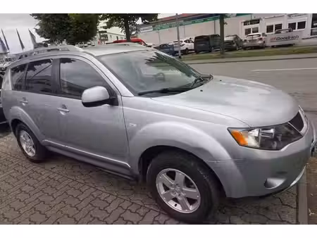 Mitsubishi Outlander 2.4 4x4
