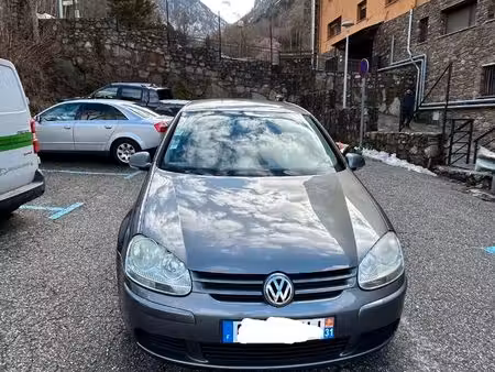 Volkswagen Golf 1.9 TDI 105