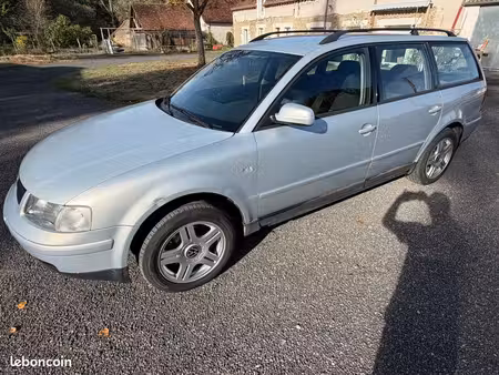 Volkswagen Passat V6 2.8 193 4Motion