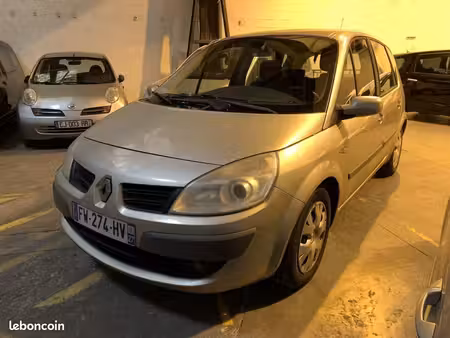 Renault Scénic 1.9 dCi 130