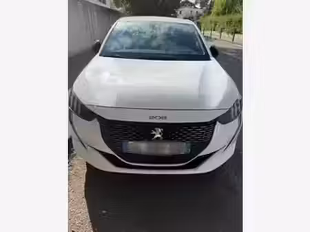 Peugeot 208 1.2 PureTech 130 GT