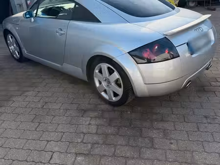 Audi TT 1.8 225 quattro