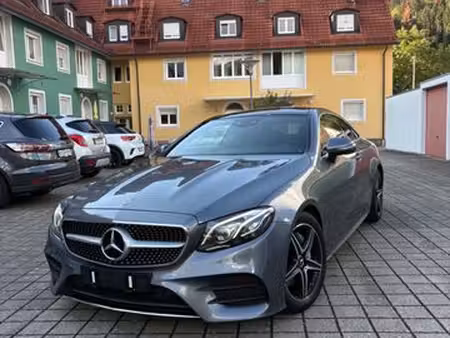 Mercedes-Benz Classe E E 200 2.0 184 AMG Line 4Matic