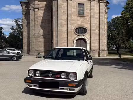 Volkswagen Golf GTI 1.8