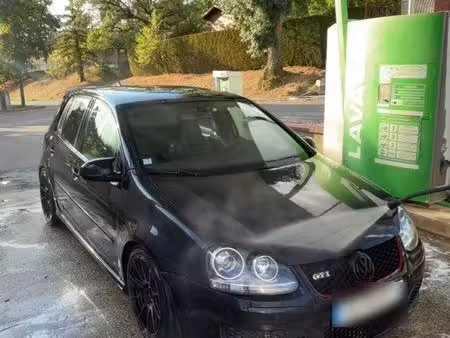 Volkswagen Golf GTI 2.0 TFSI 230