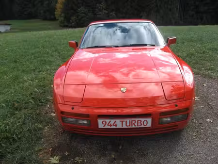 Porsche 944 Turbo