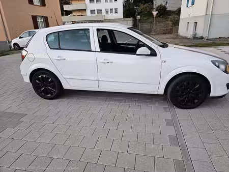 Opel Astra 1.8 140 Cosmo