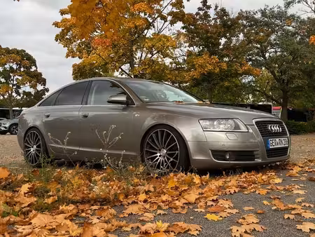 Audi A6 V6 2.4 177