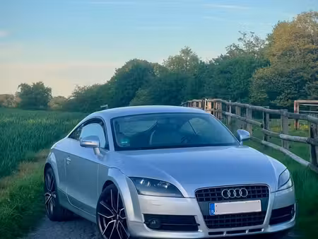 Audi TT 2.0 TFSI 200