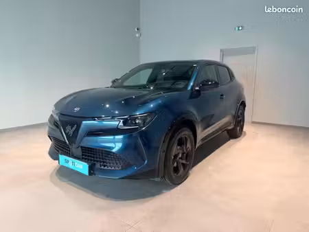 Alfa Romeo Junior Ibrida 1.2 145
