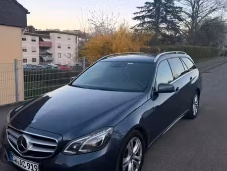 Mercedes-Benz Classe E E 300