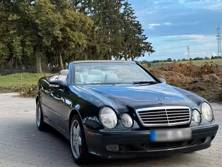 Mercedes-Benz CLK 320