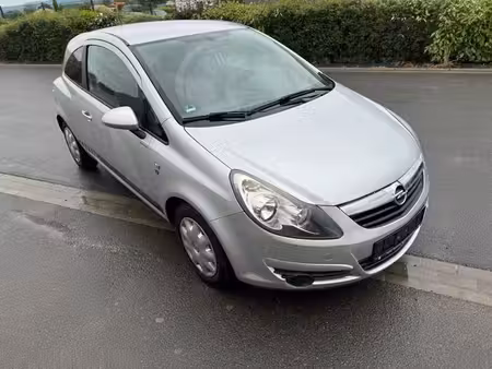 Opel Corsa 1.4 87 Edition