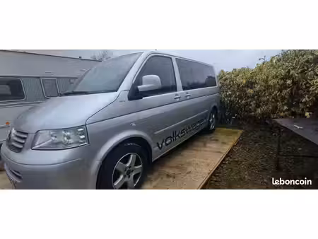 Volkswagen Transporter T5 2.5 TDI 174 Highline