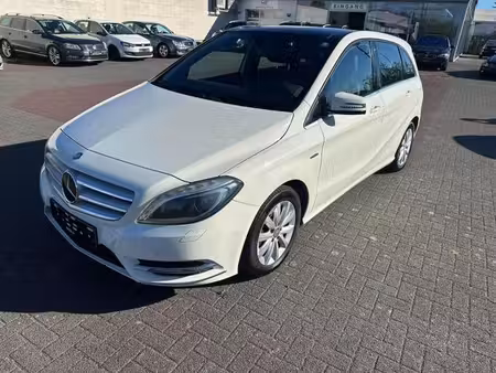 Mercedes-Benz Classe B B 200 2.0 136