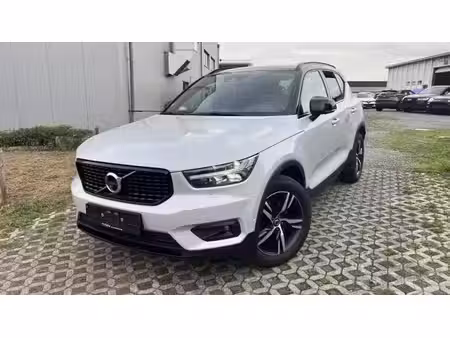 Volvo XC40 B4 2.0 197 R Design 4x4