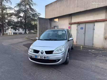 Renault Scénic 1.5 dCi 105
