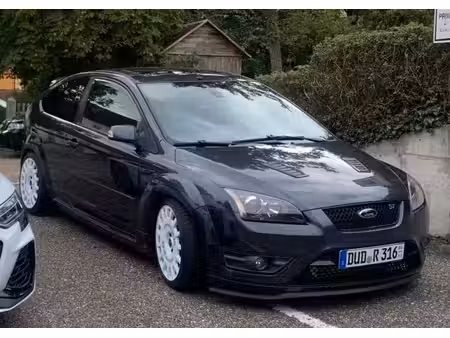 Ford Focus ST 2.5 225