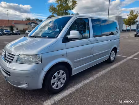Volkswagen Transporter T5 2.5 TDI 130