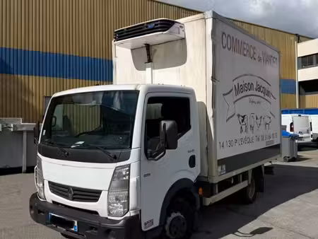 Renault Maxity 2.5 dCi 122
