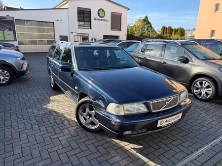 Volvo V70 2.4 140