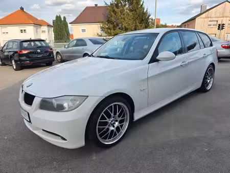 BMW Série 3 318i 2.0 143