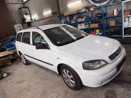 Opel Astra 2.0 100
