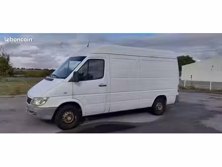 Mercedes-Benz Sprinter 313 2.2 129