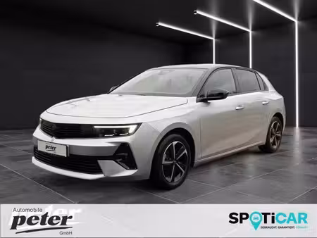 Opel Astra 1.2 131 GS
