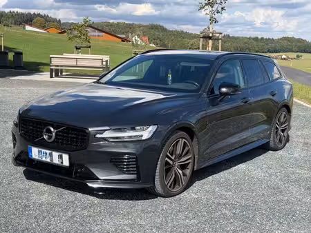 Volvo V60 T8 2.0 390 R Design 4x4