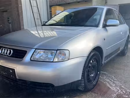 Audi A3 1.6 101