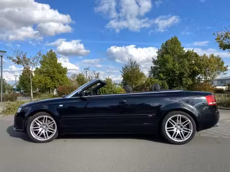 Audi A4 2.0 TFSI 200 S line