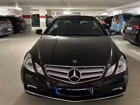 Mercedes-Benz Classe E E 200 Avantgarde
