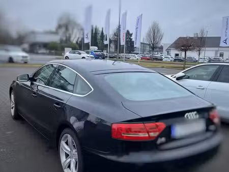 Audi A5 2.0 TDI 143