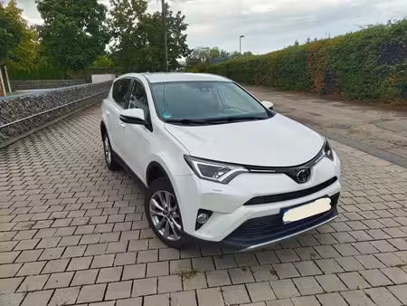 Toyota RAV4 2.0 D-4D 143 L