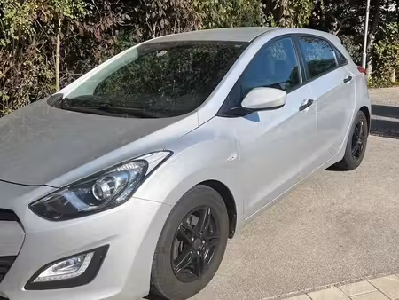 Hyundai i30 1.6 CRDi 110