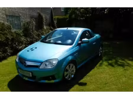 Opel Tigra Twintop 1.8 125