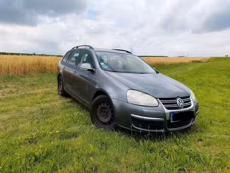 Volkswagen Golf 1.9 TDI 105