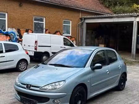 Peugeot 208 1.4 HDi 68