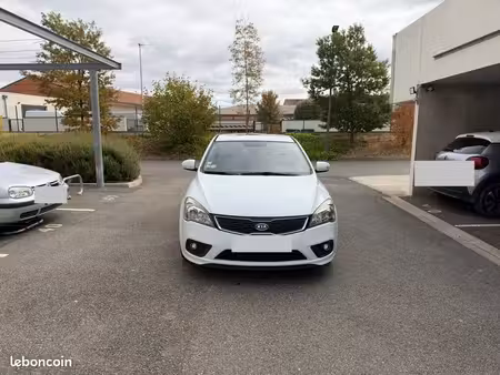 Kia Ceed 1.6 CRDi 128