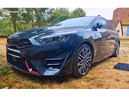 Kia Ceed 1.6 T GDi 204