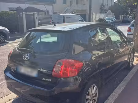 Toyota Auris 2.0 126