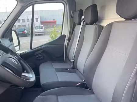 Renault Master 2.3 dCi 135