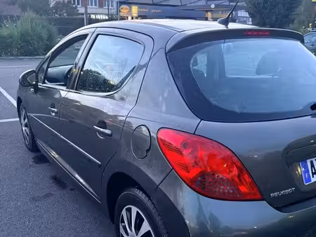Peugeot 207 1.4 HDi 70
